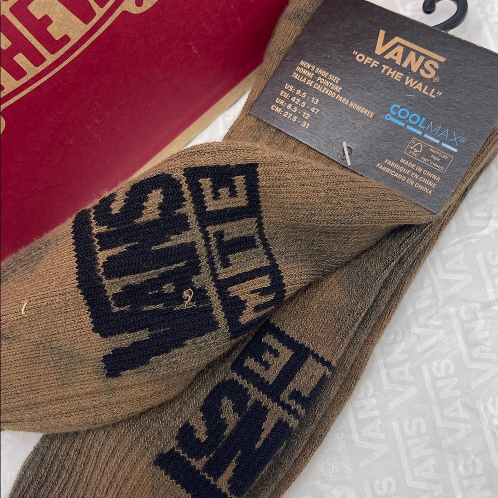 VANS "Off The Wall" Crew socks 
New with the tag authentic Vans socks (1 pair)
